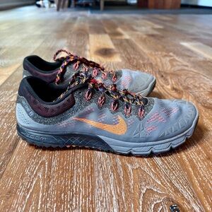 Nike Terra Kiger 2 Gray / Neon Orange Trail Running Shoe Sneaker. Men’s 10.5